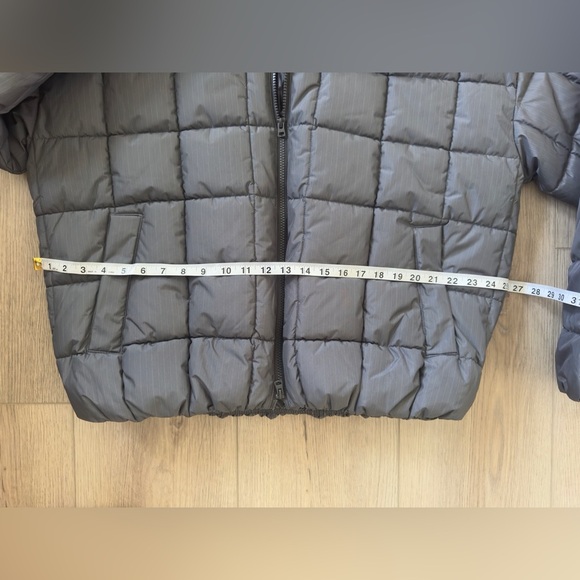 Urban Outfitters Charcoal Puffer Jacket - Picture 5 of 8